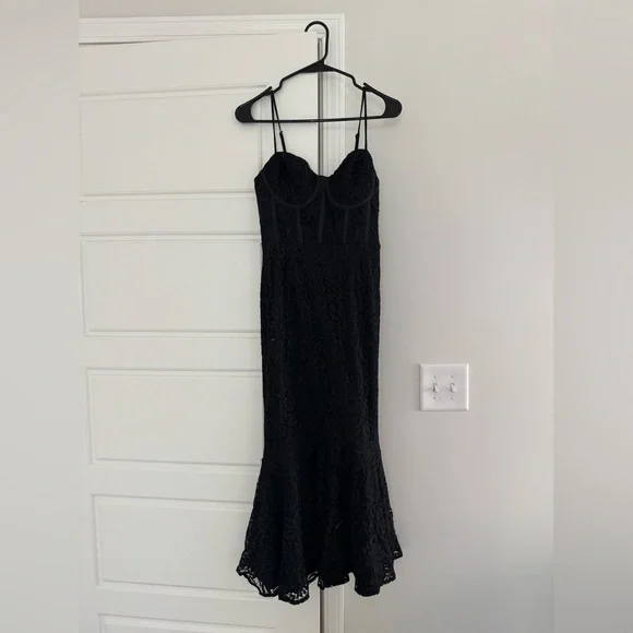 lulu black dress Black Long Flare Sleeve Mini Dress with Scoop Neckline main image 1